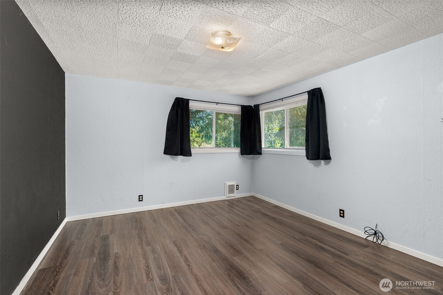 453 W Elma Hicklin Road