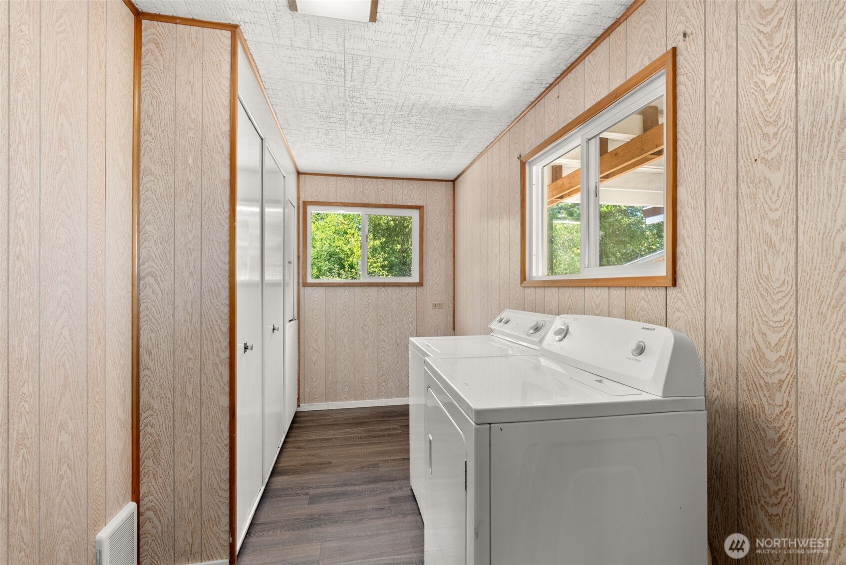 453 W Elma Hicklin Road