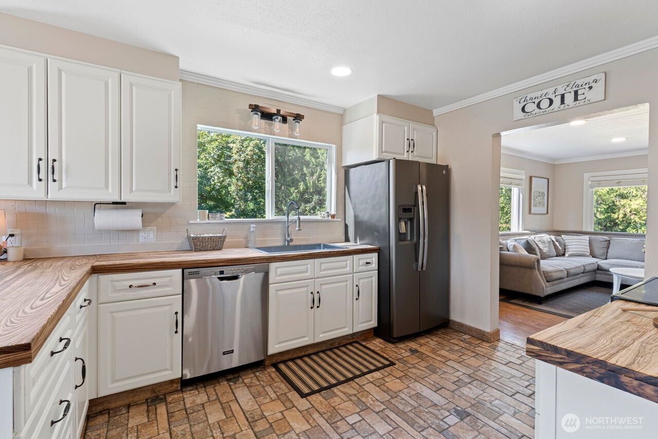 45326 196th Avenue SE