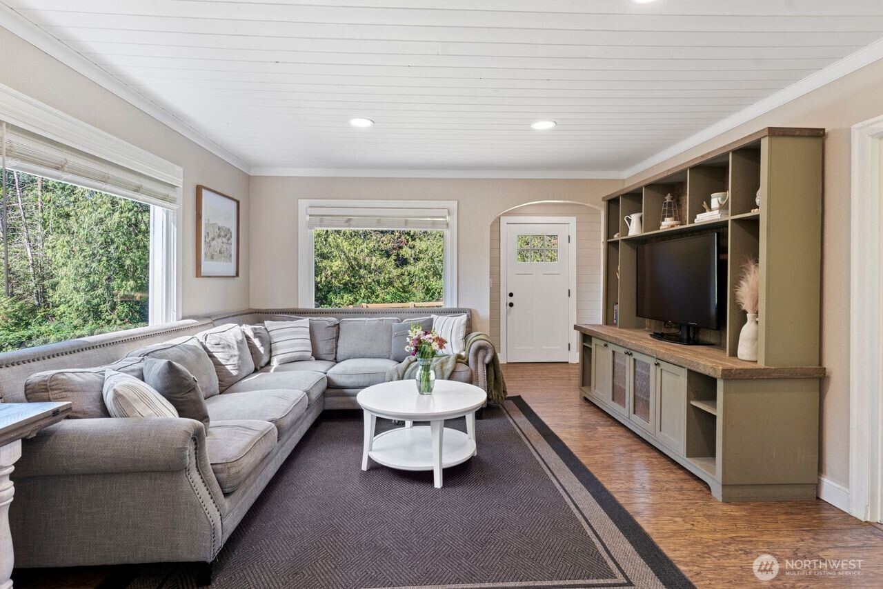 45326 196th Avenue SE