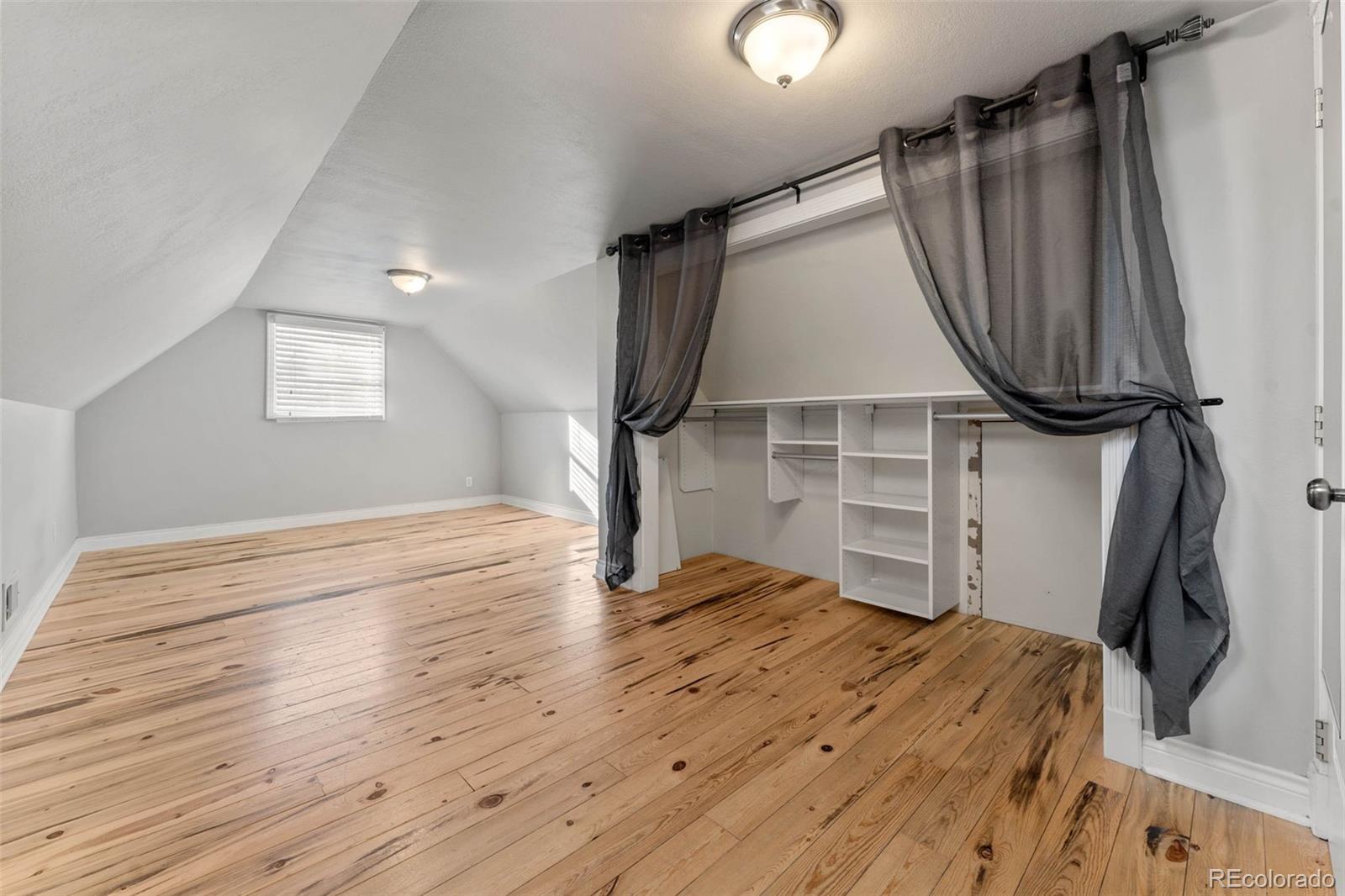 1252 S Pennsylvania Street