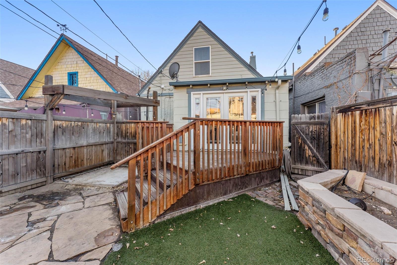 1252 S Pennsylvania Street