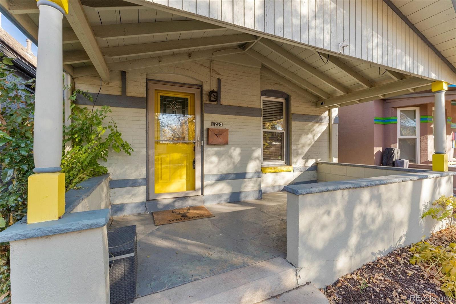 1252 S Pennsylvania Street