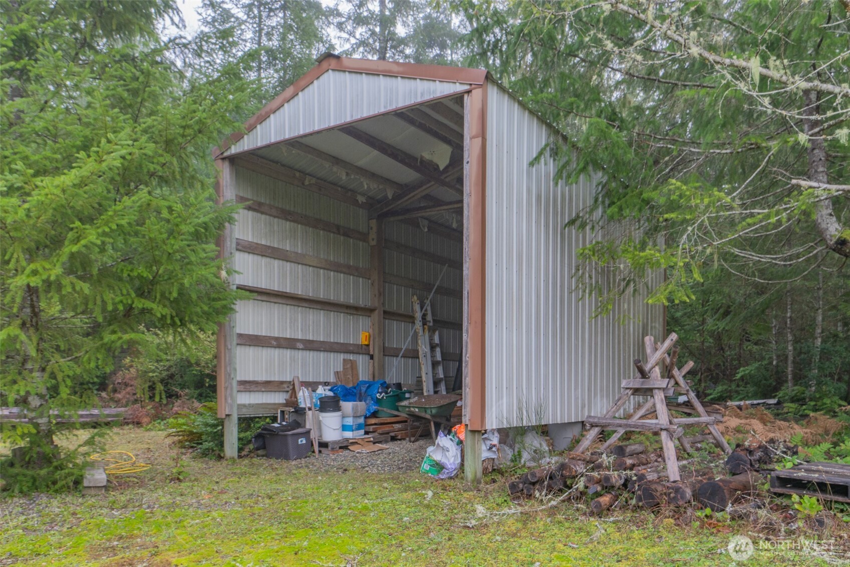 121 E Garys Melody Lane