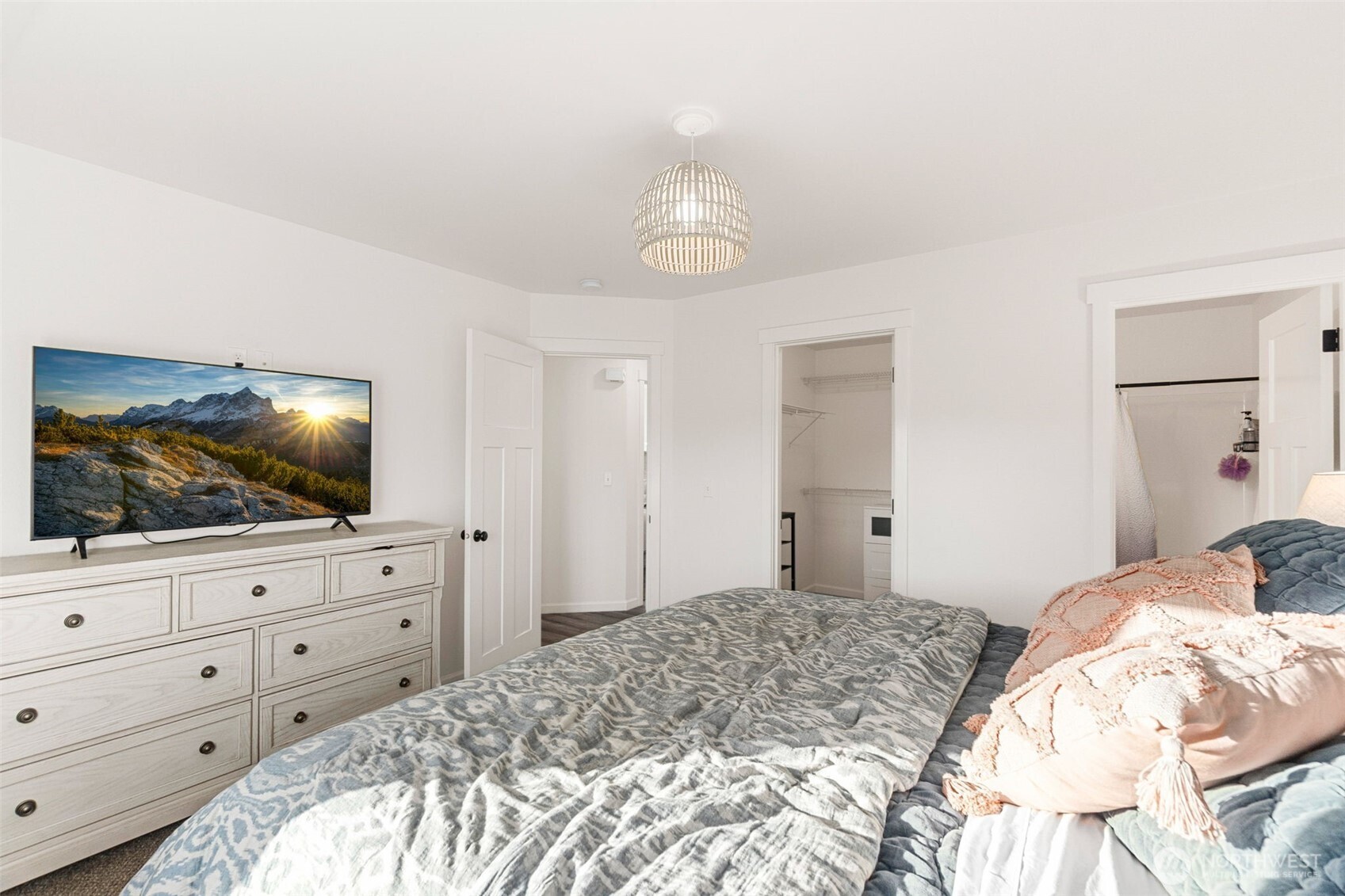 1110 Ocean Shores Boulevard SW