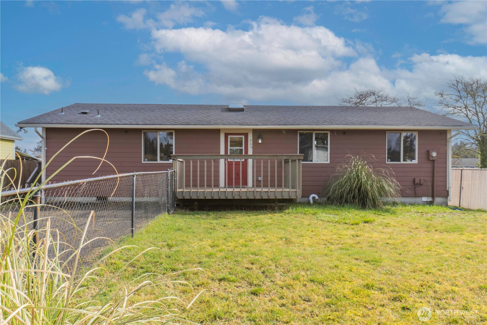 306 Point Brown Avenue NE