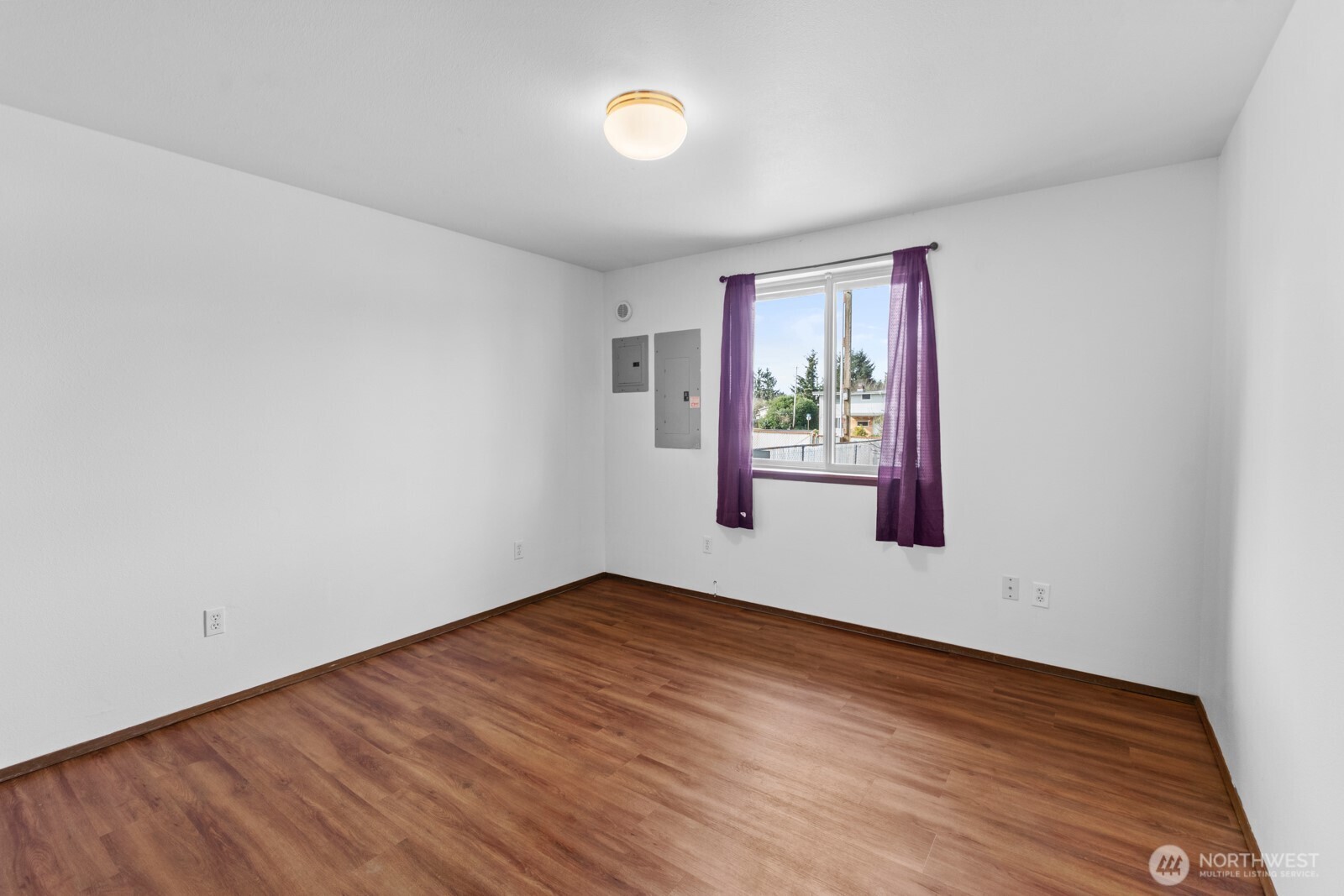 306 Point Brown Avenue NE