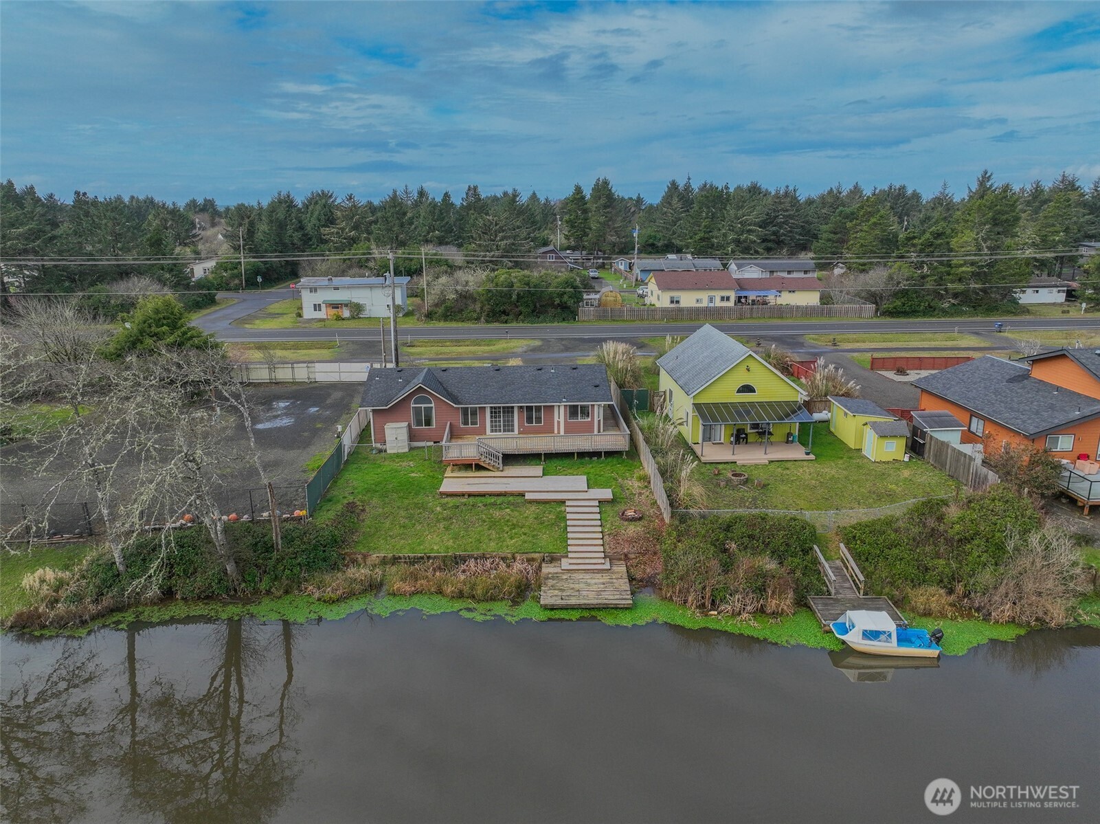 306 Point Brown Avenue NE