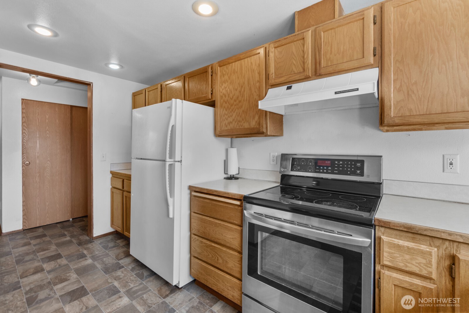 306 Point Brown Avenue NE