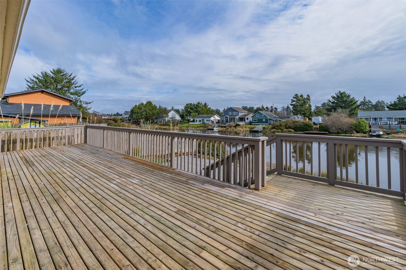 306 Point Brown Avenue NE
