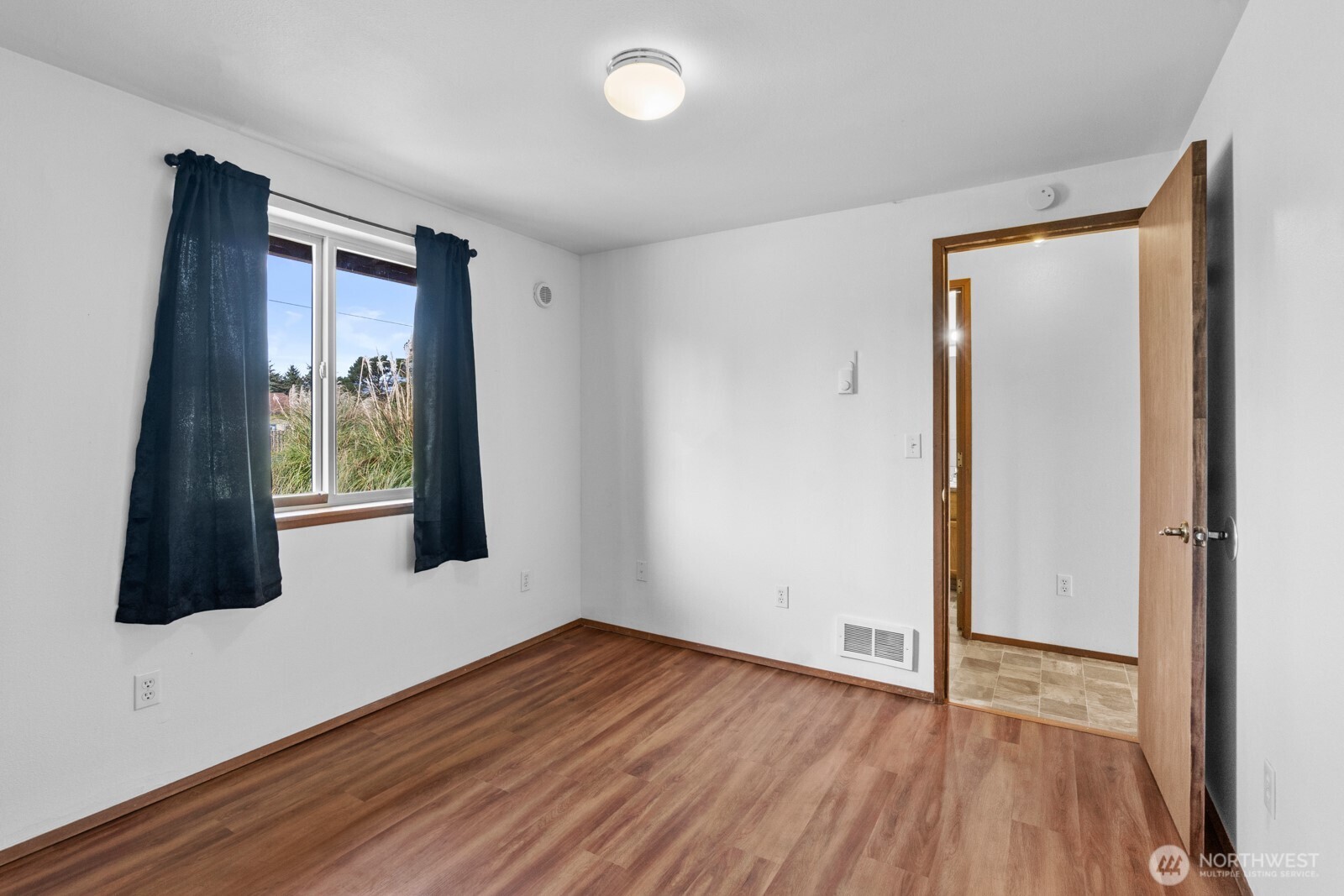 306 Point Brown Avenue NE