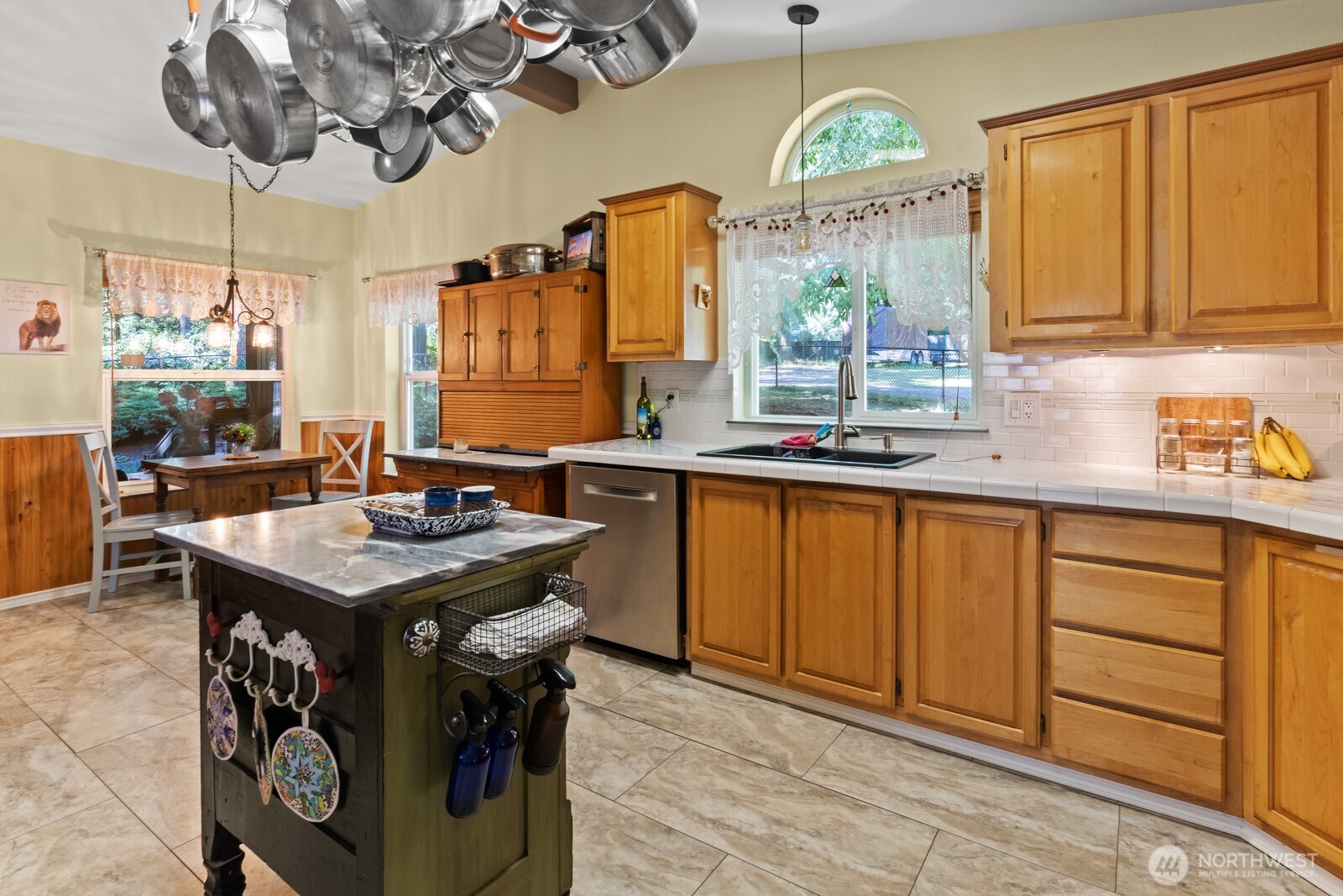 6740 101st Avenue SW