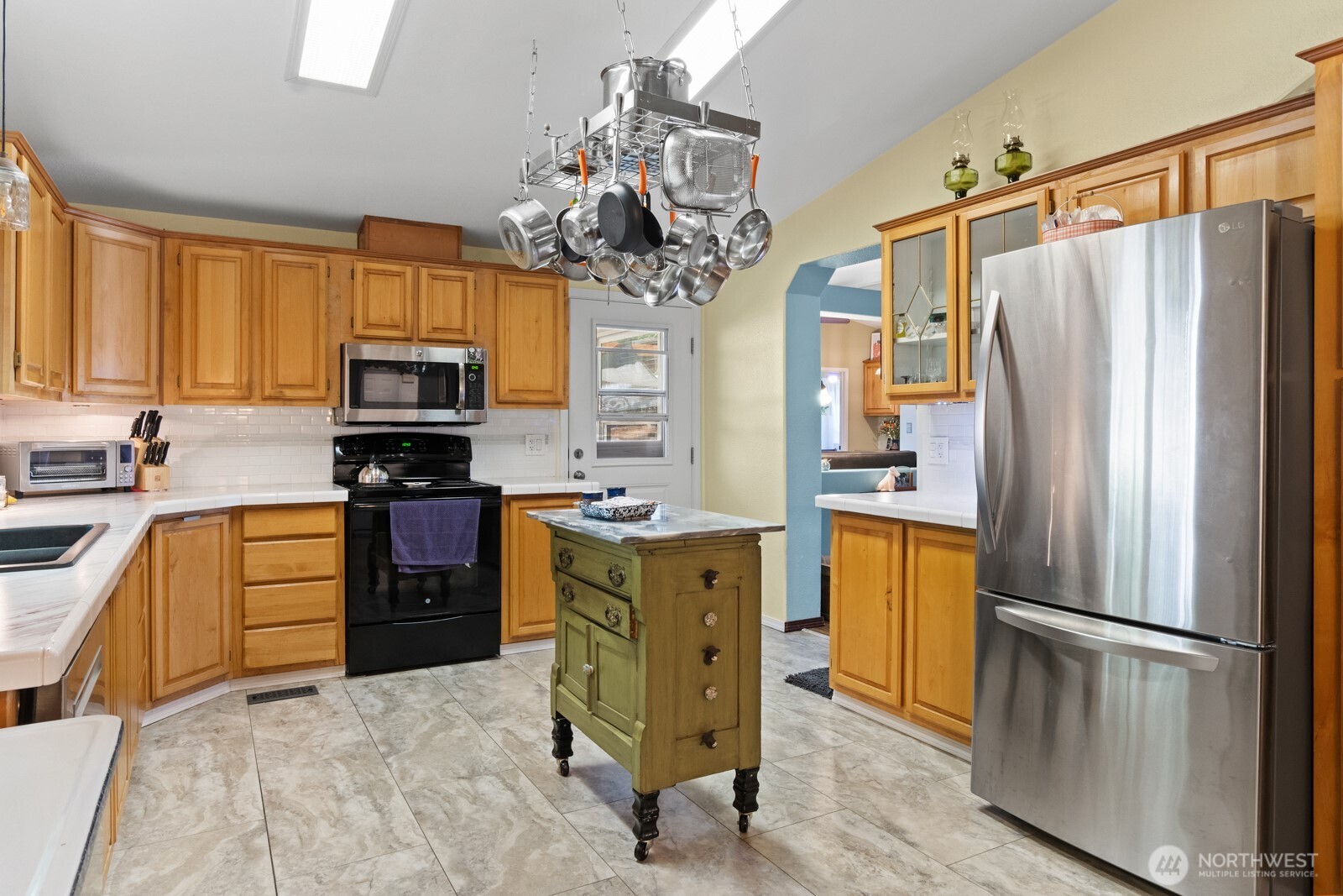 6740 101st Avenue SW