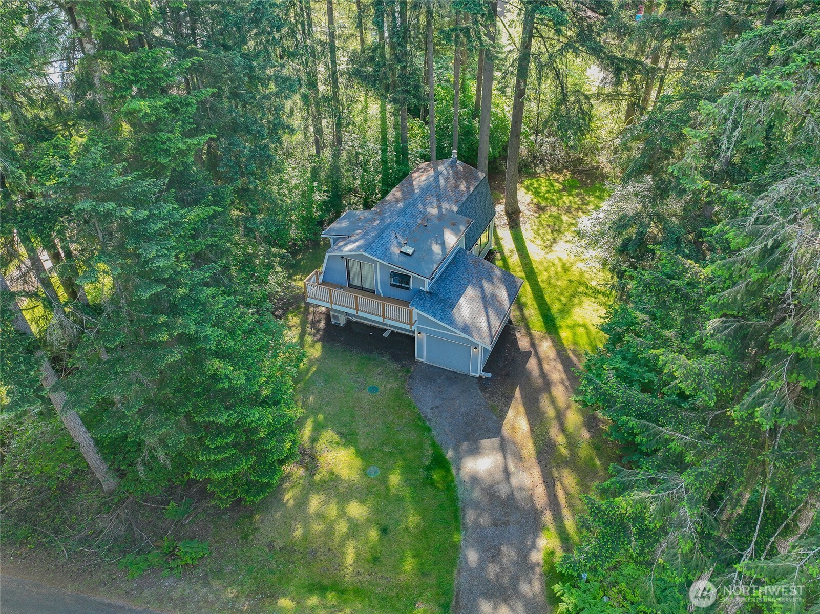 7651 Redstart Lane SE