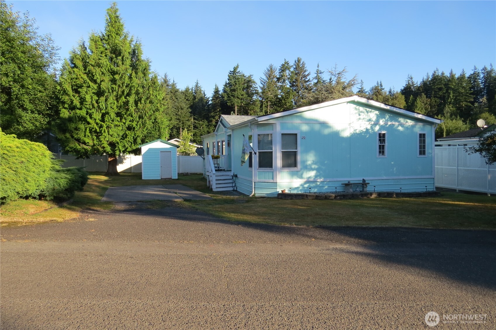 1019 Stanford Drive Unit: 20