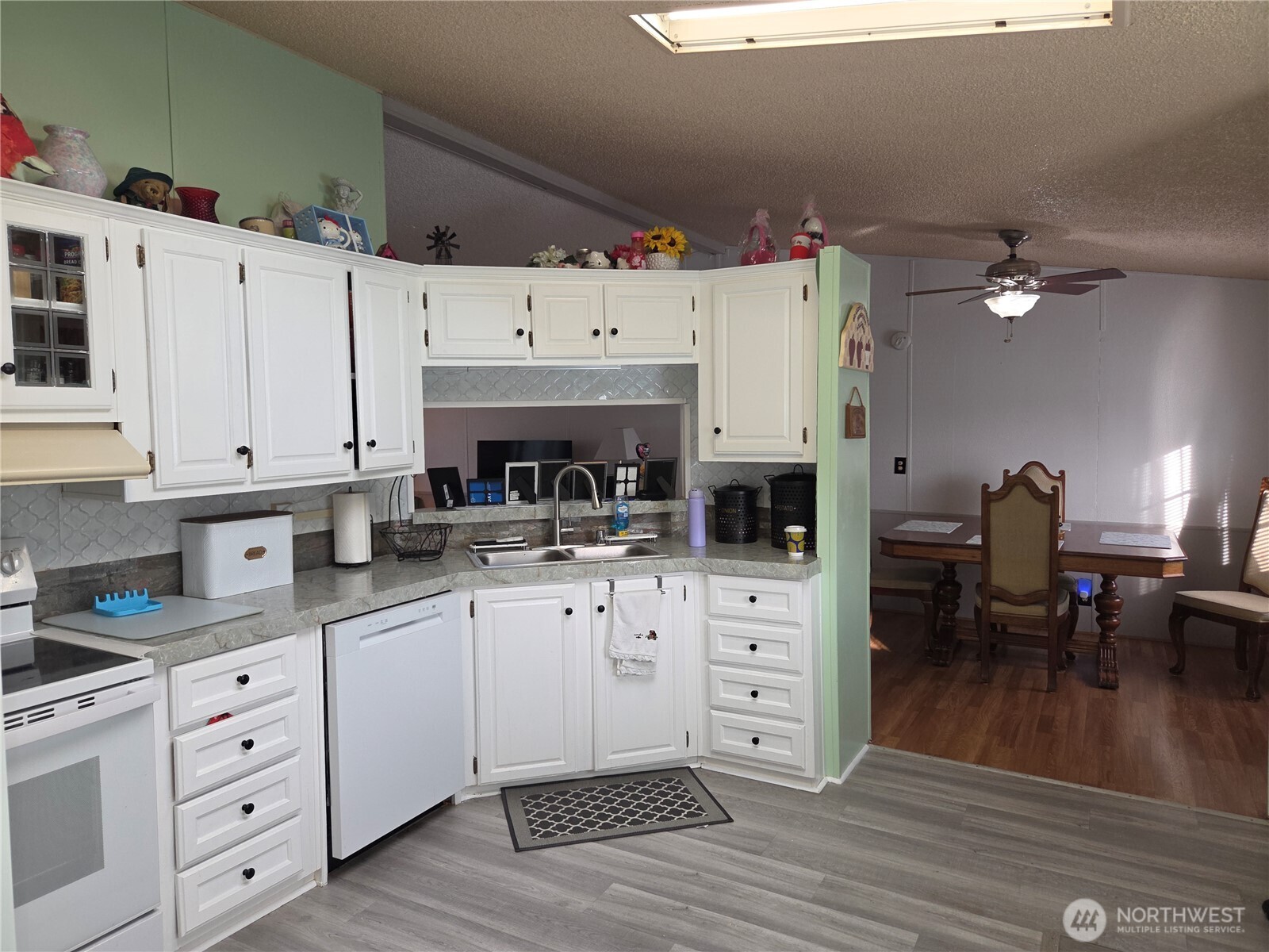 1019 Stanford Drive Unit: 20