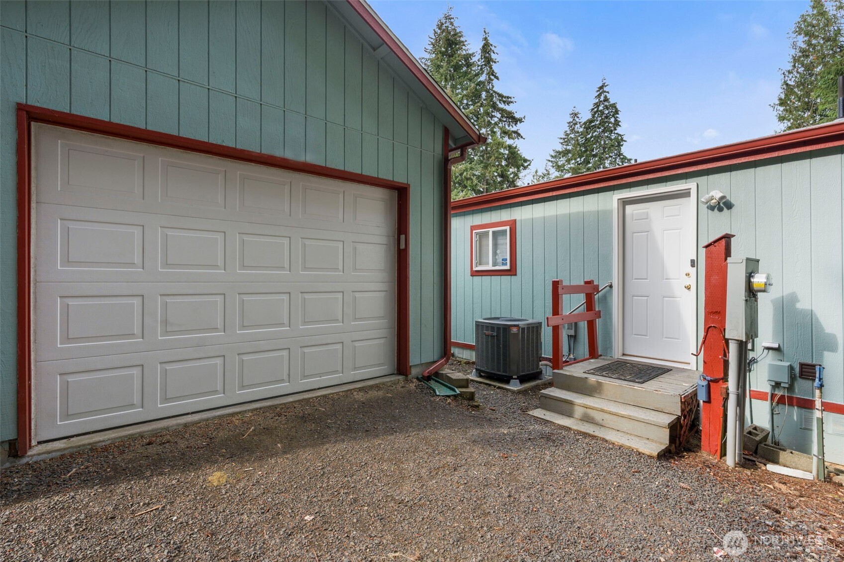 31 SE Cabana Avenue
