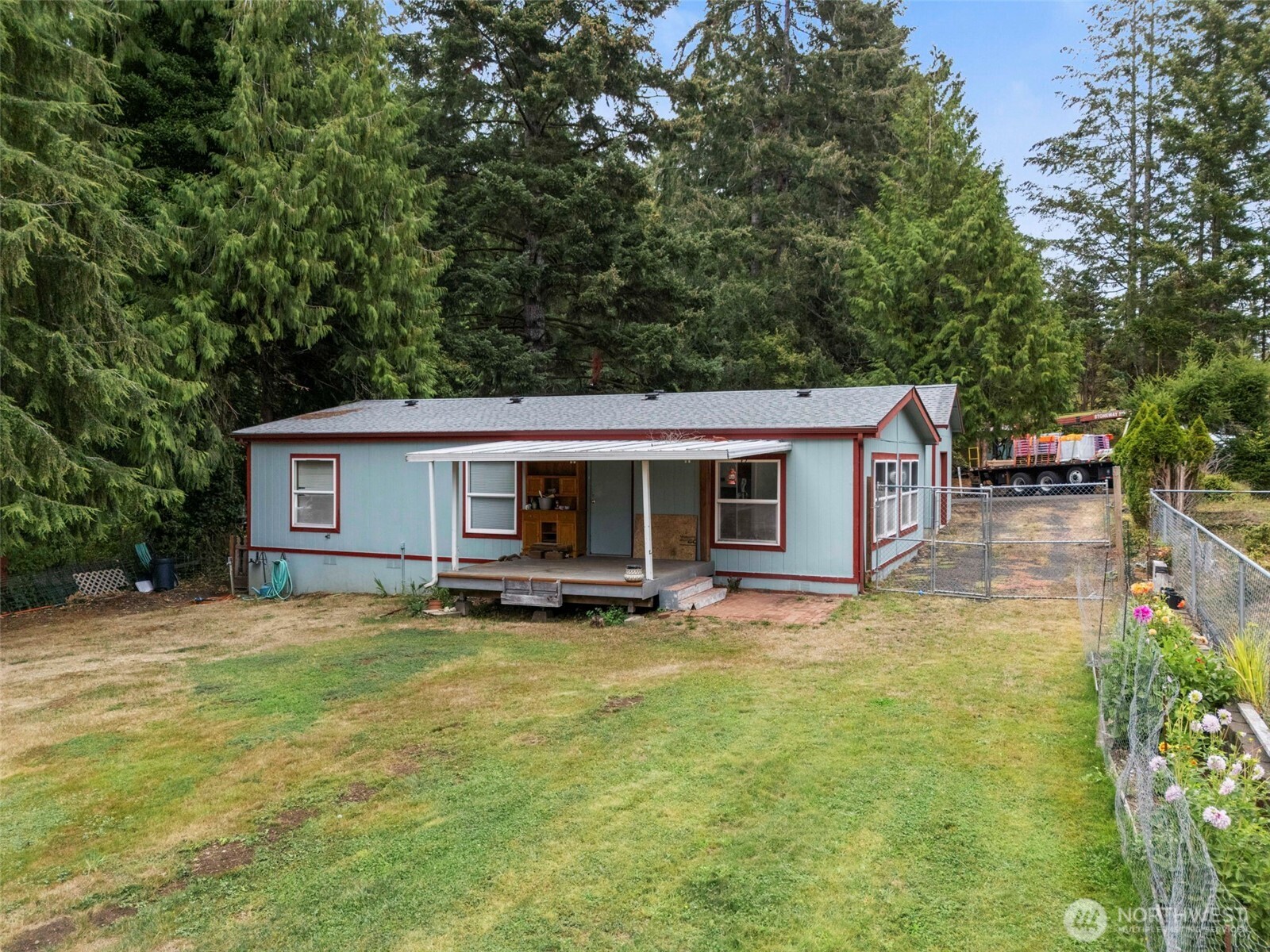 31 SE Cabana Avenue