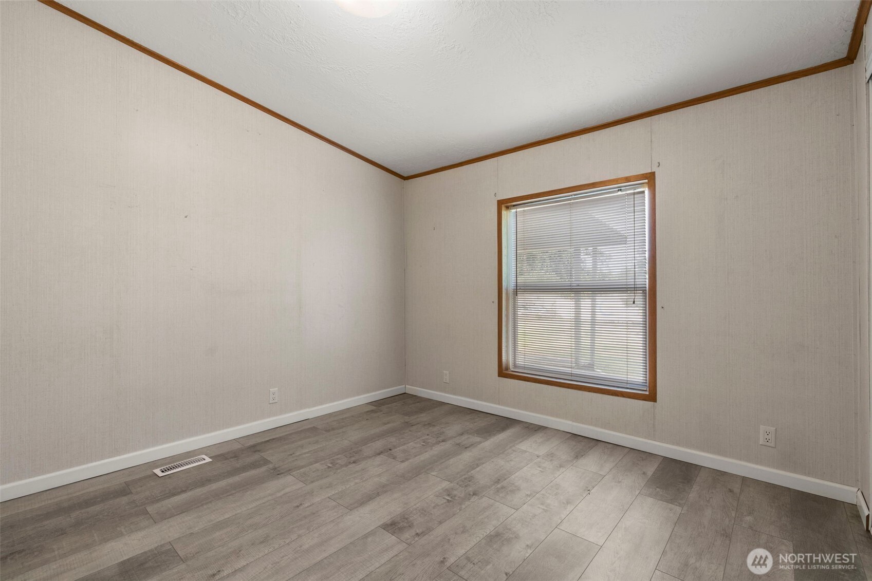 31 SE Cabana Avenue