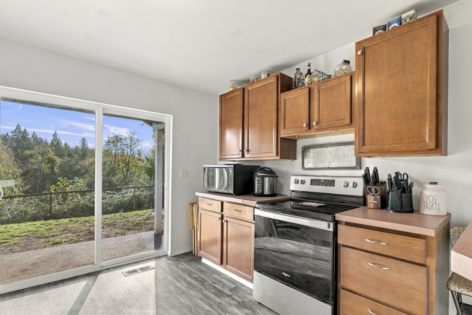 291 E Rauschert Road