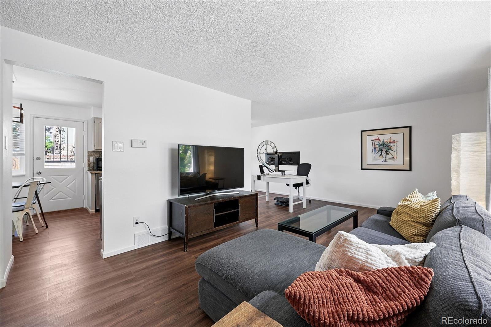 11041 Newland Street