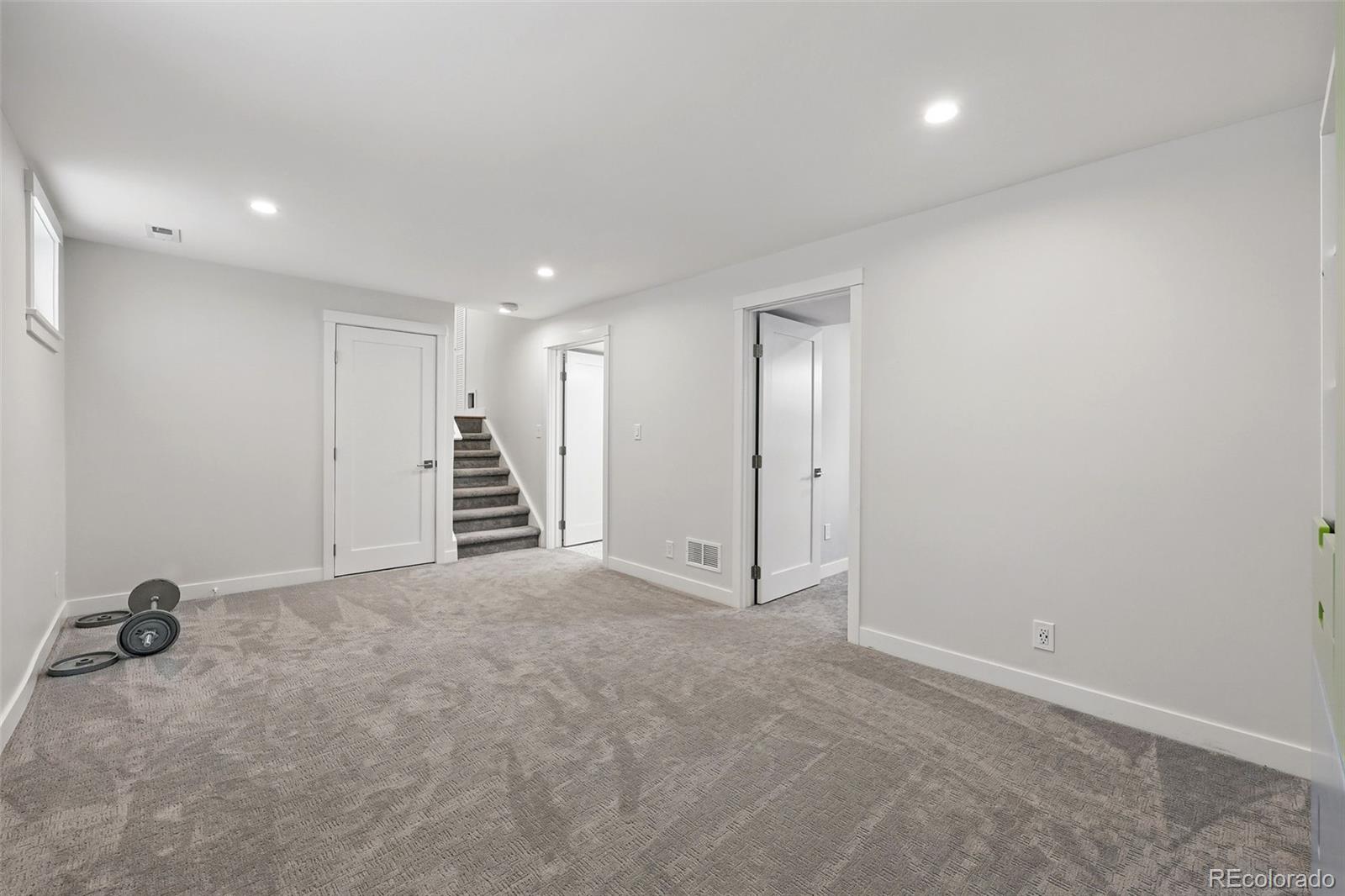 11041 Newland Street