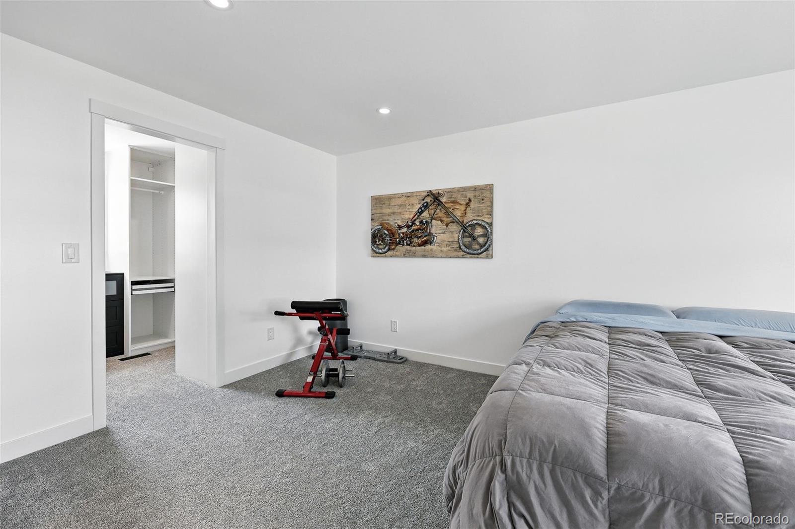 11041 Newland Street