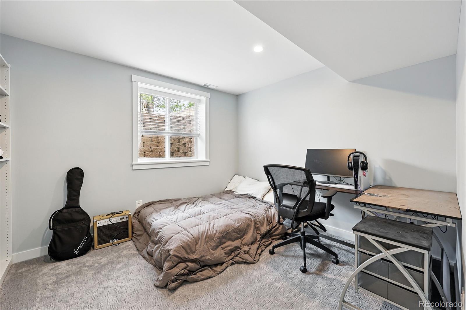 11041 Newland Street