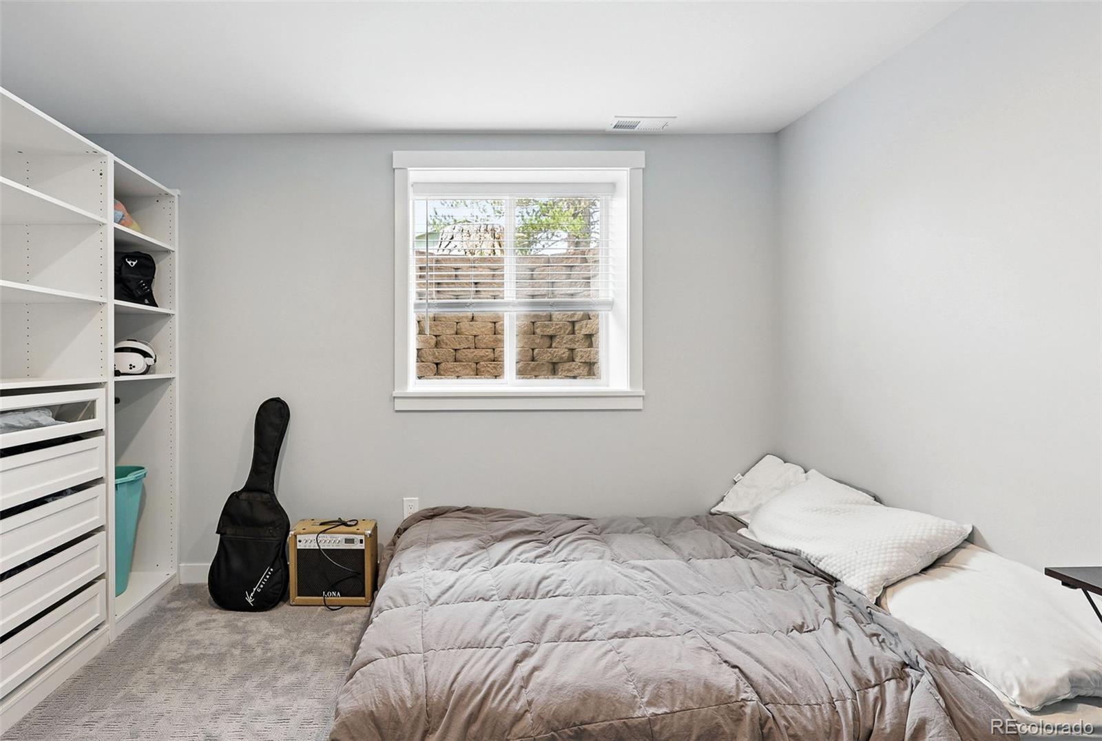 11041 Newland Street