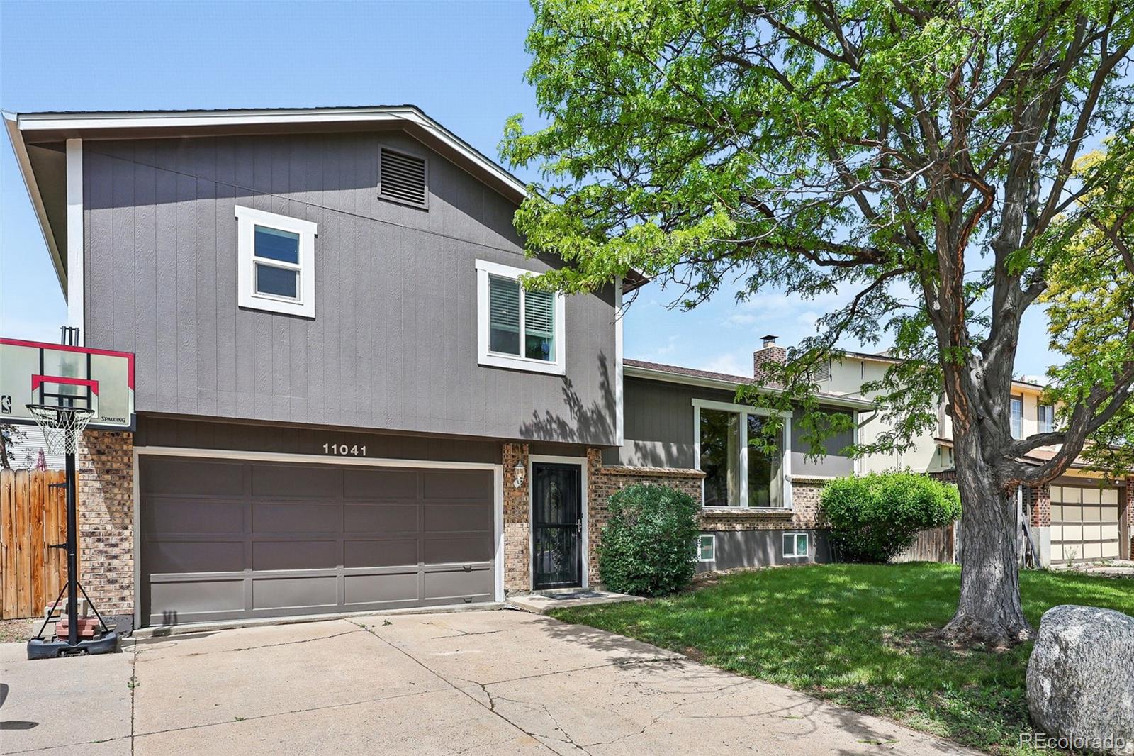 11041 Newland Street