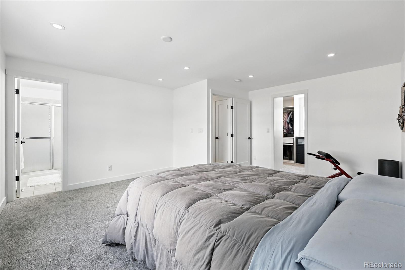 11041 Newland Street