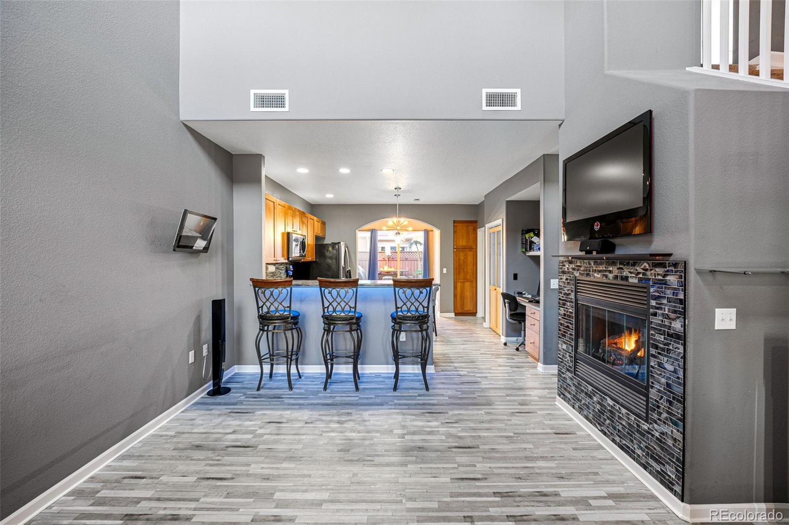 8547 Gold Peak Drive Unit: B