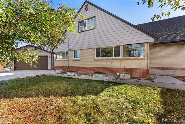 9560 W 38th Avenue Unit: B