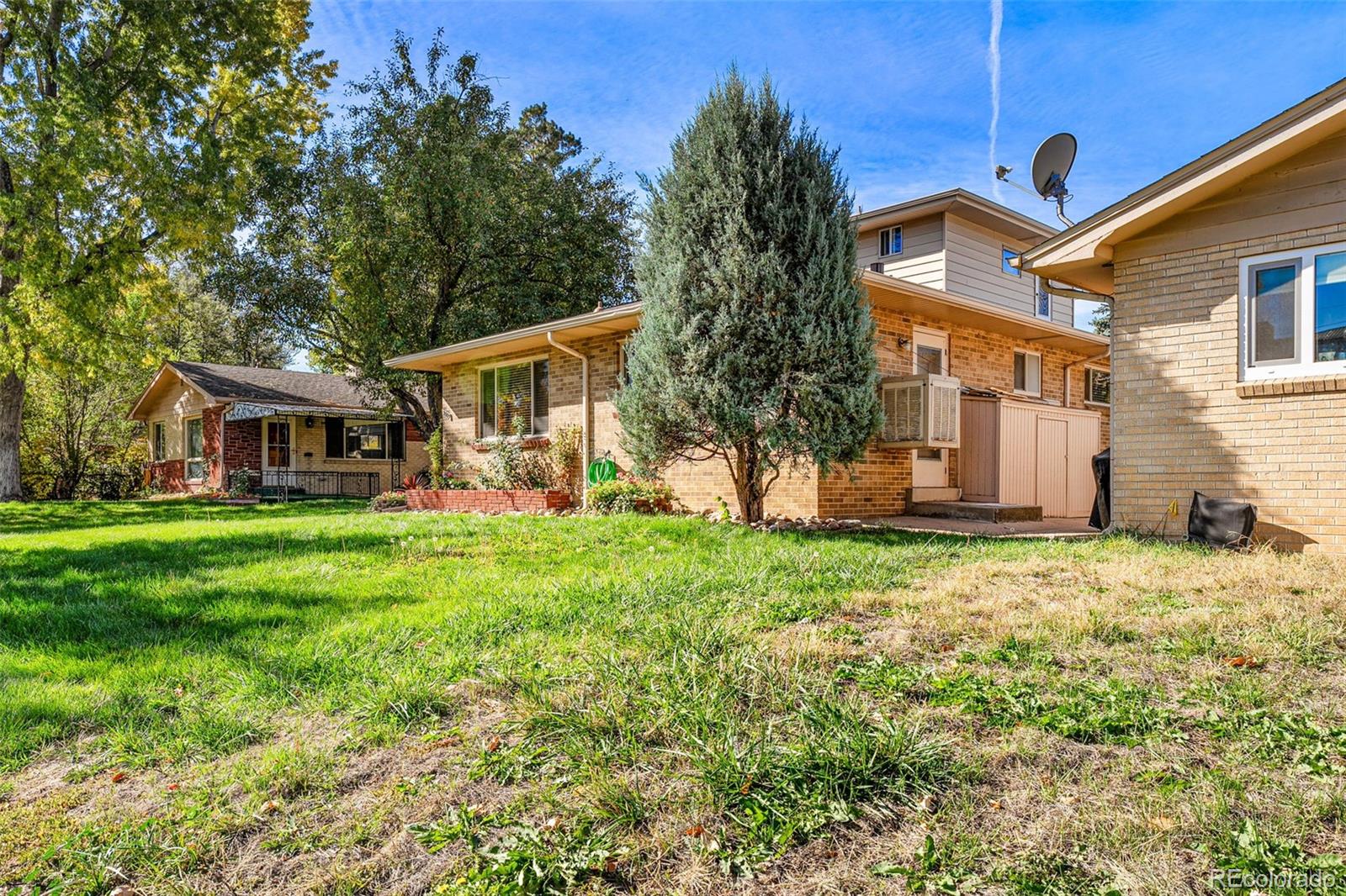 2009 S Williams Street