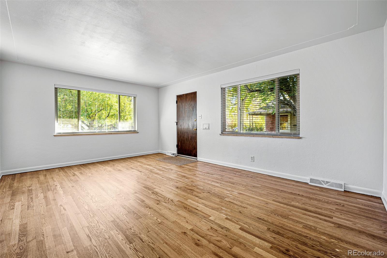 2009 S Williams Street