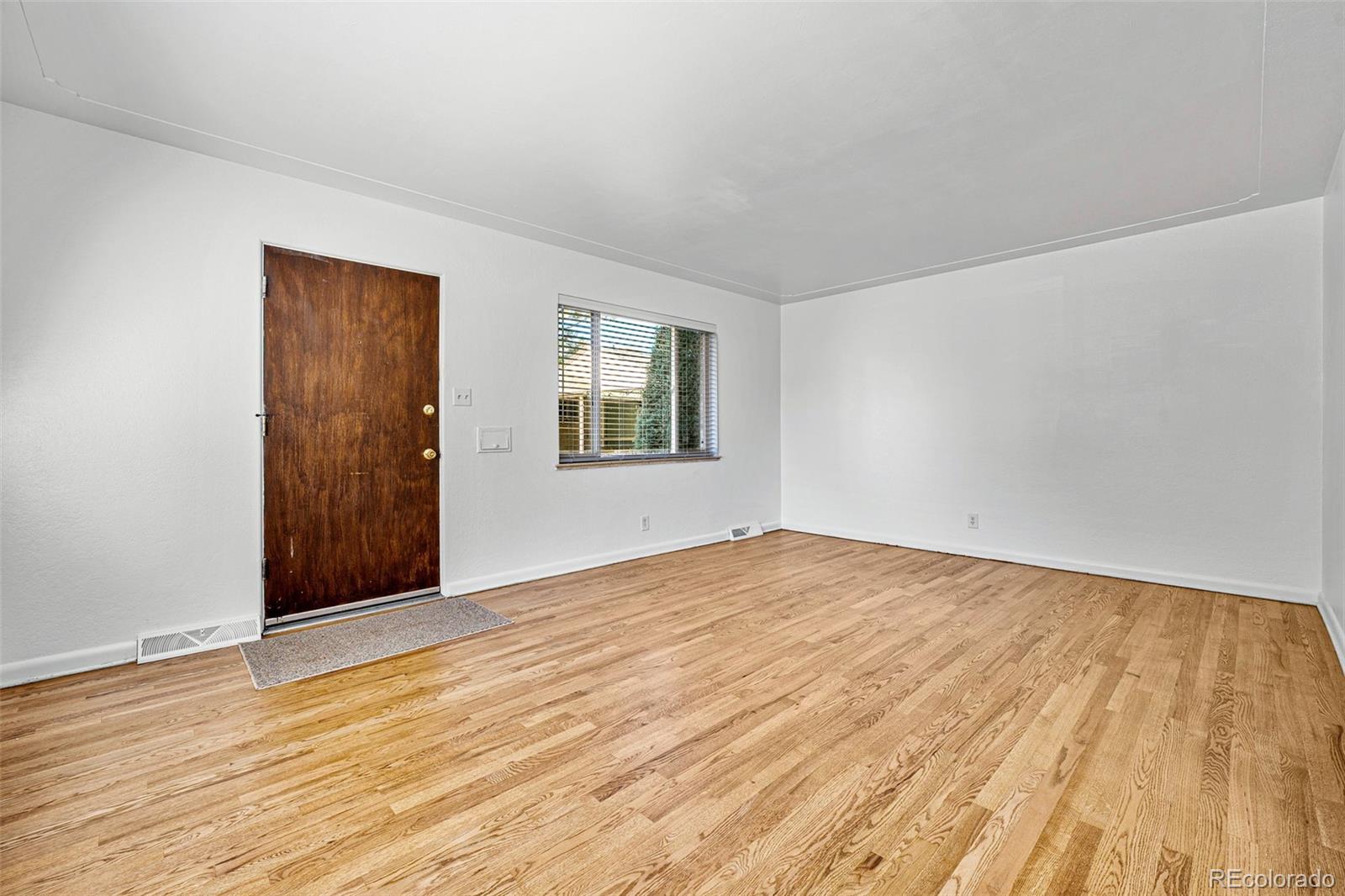 2009 S Williams Street