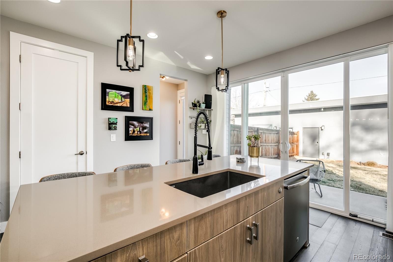 4210 N Navajo Street