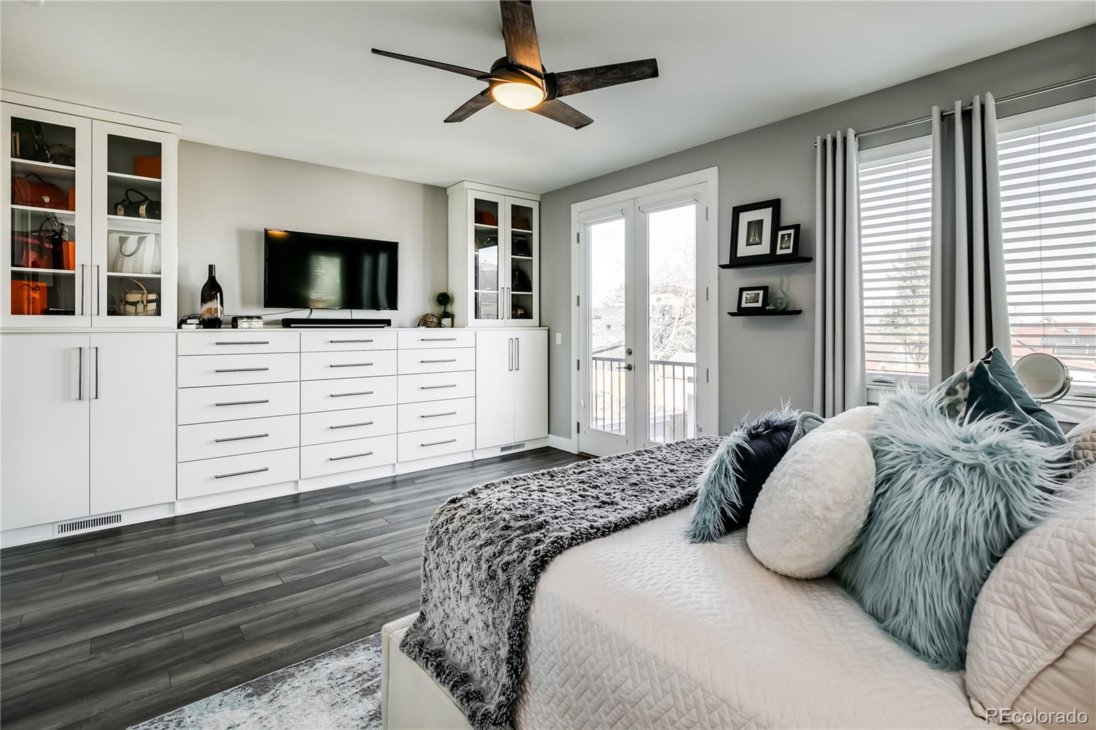 4210 N Navajo Street