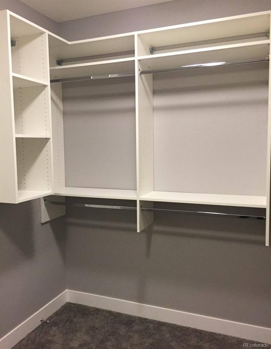 4210 N Navajo Street