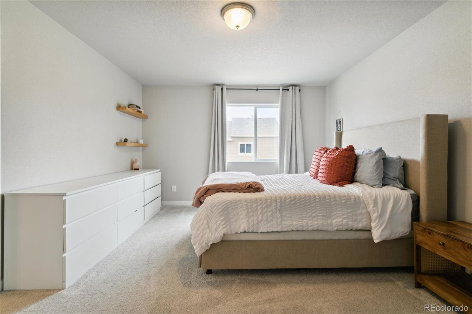 6225 White Wolf Point