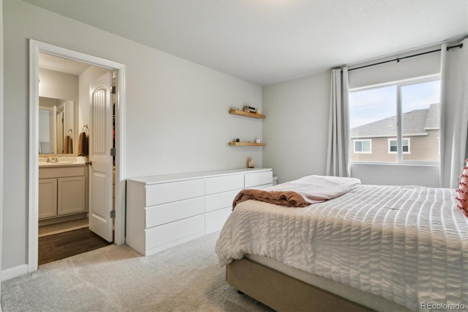 6225 White Wolf Point