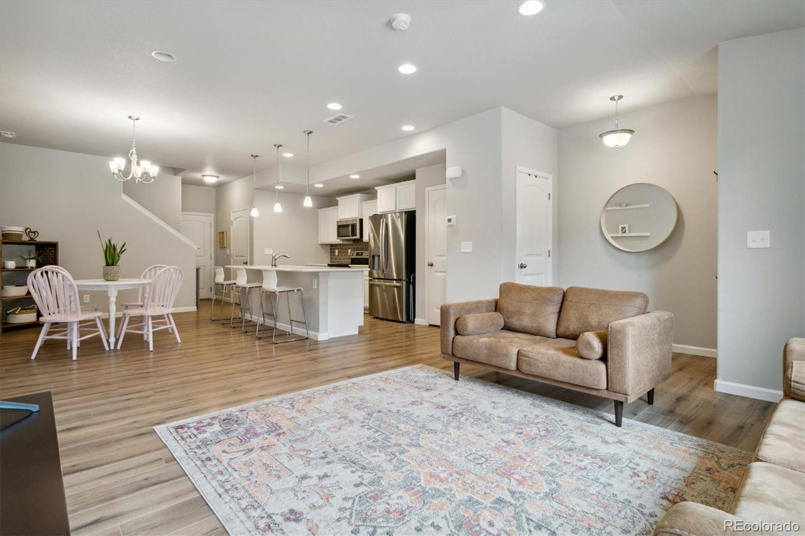 6225 White Wolf Point