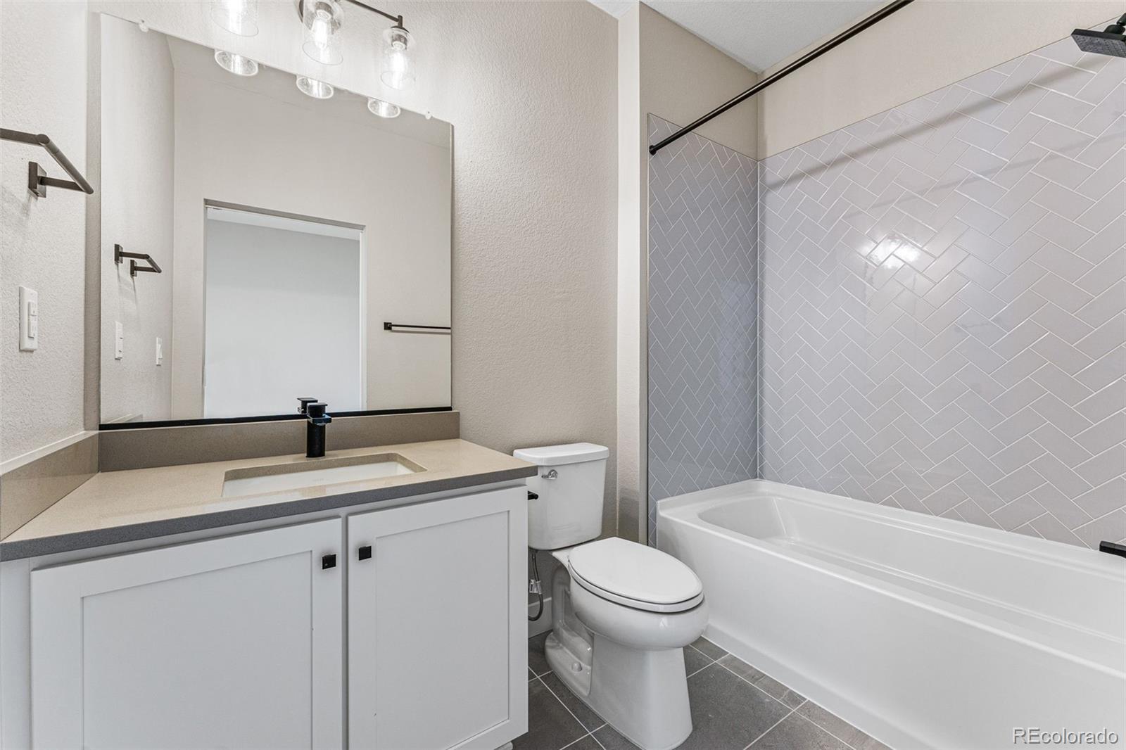 2068 S Holly Street Unit: 1