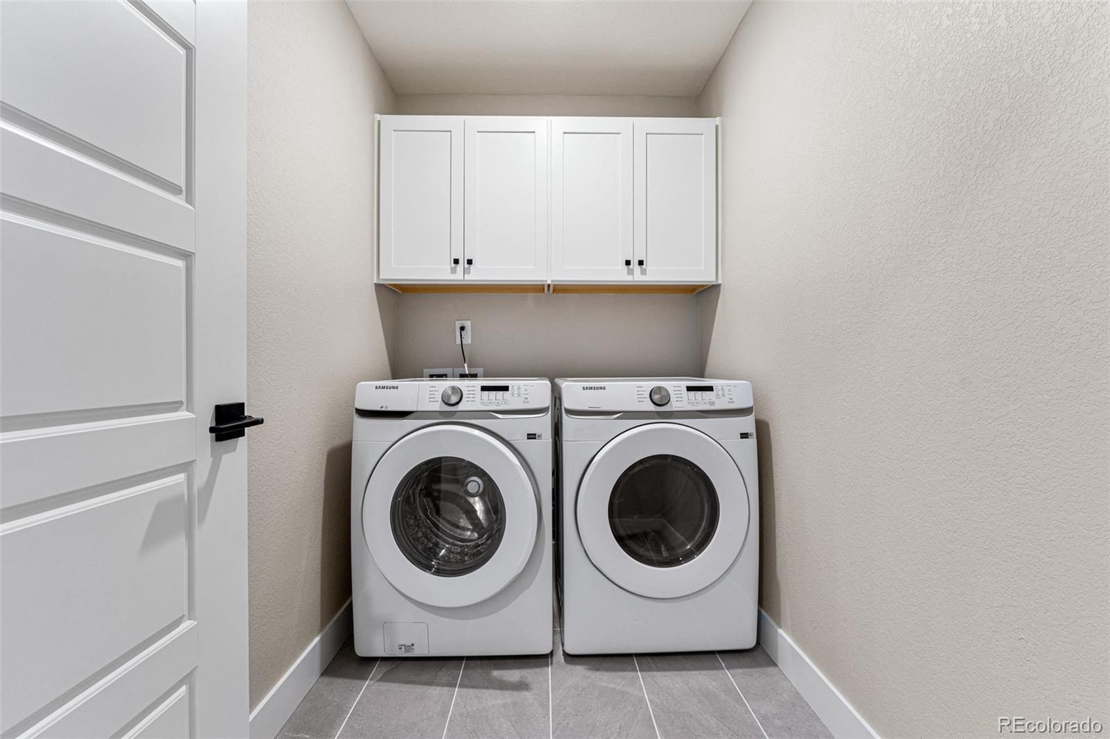 2068 S Holly Street Unit: 1