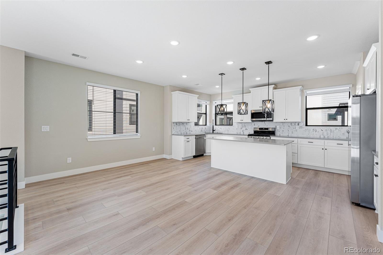 2068 S Holly Street Unit: 1