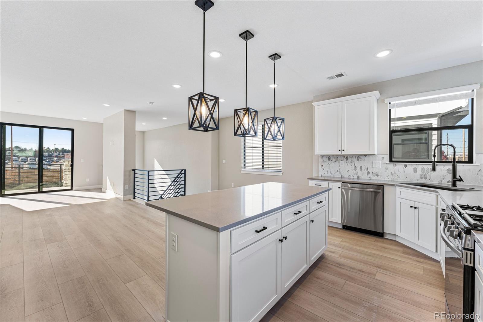 2068 S Holly Street Unit: 1