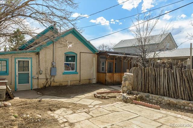 517 W 9th Street