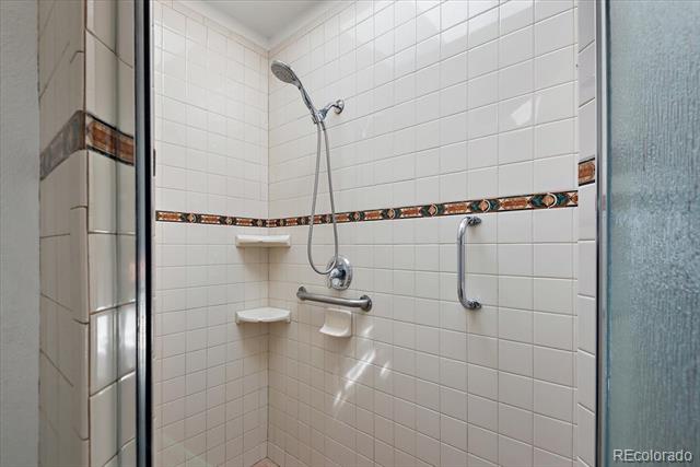 517 W 9th Street