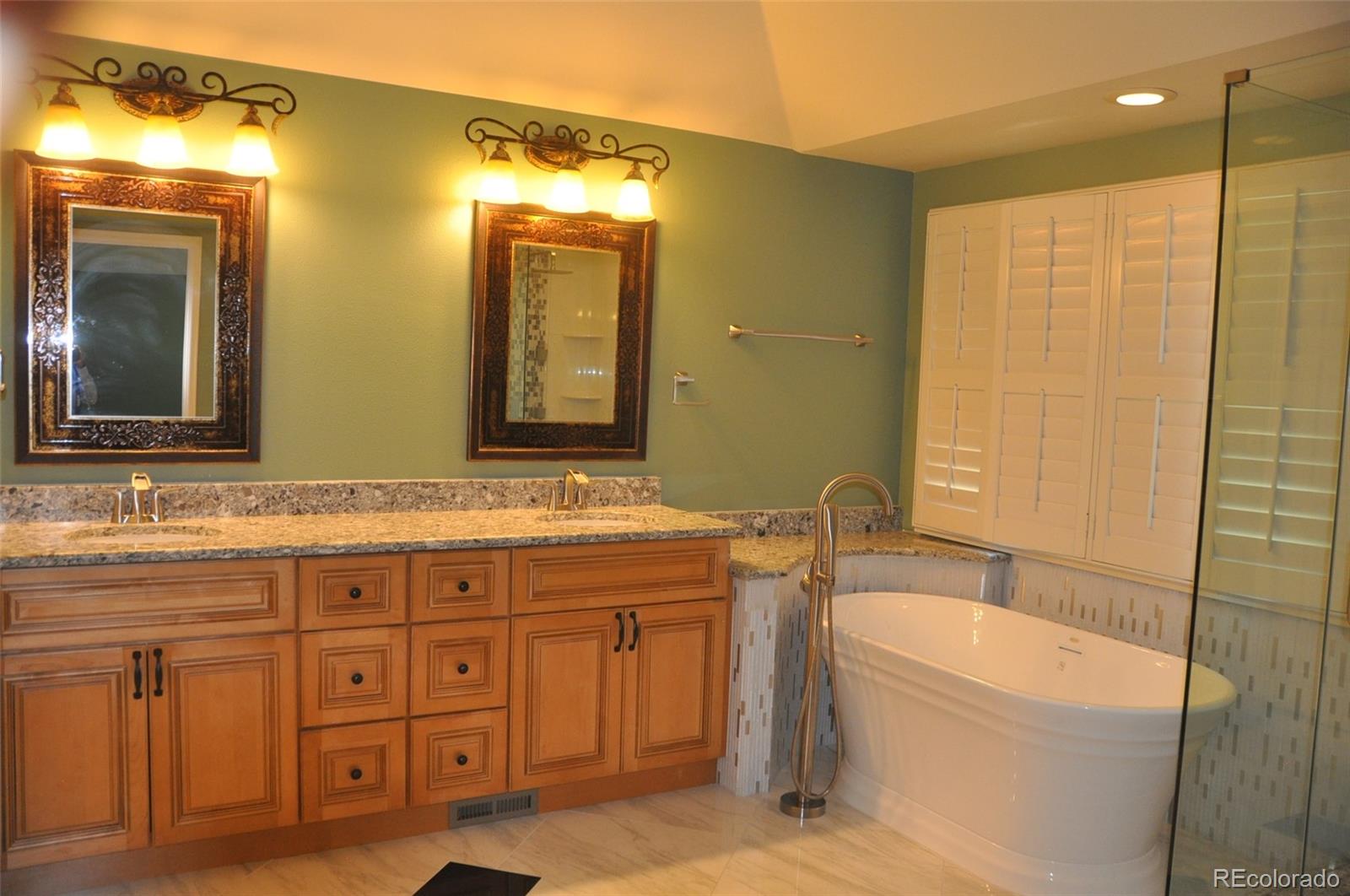 9058 Mountain Laurel Way