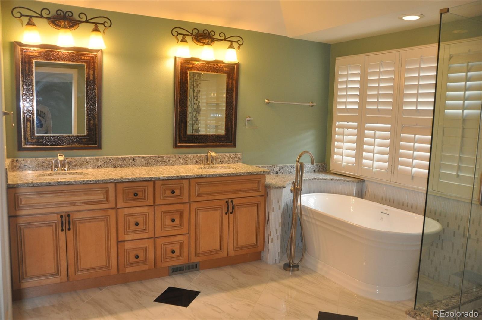 9058 Mountain Laurel Way